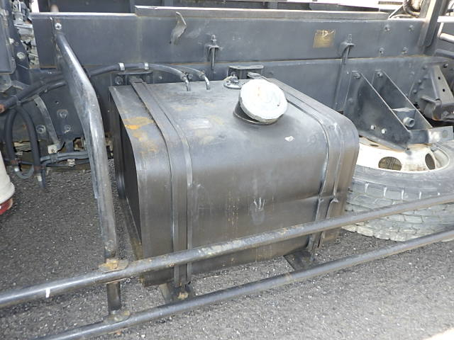 日野 平成26年式 ダンプ 自動コボレーン付き 尿素なし|中古トラックの販売・買取・査定のアイナビ