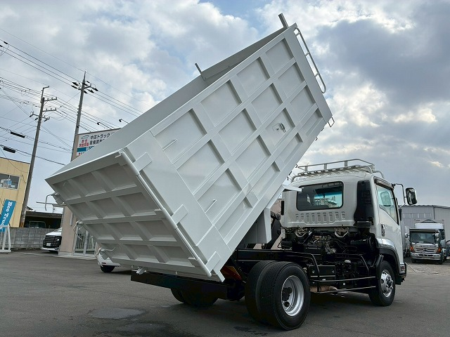 保証対象予備検査付ワンオーナー後方片開きリアゲート横開き|中古トラックの販売・買取・査定のアイナビ