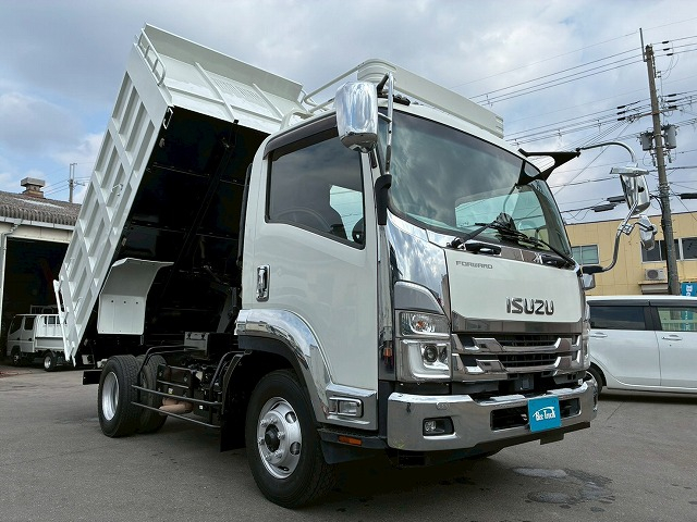 保証対象予備検査付ワンオーナー後方片開きリアゲート横開き|中古トラックの販売・買取・査定のアイナビ