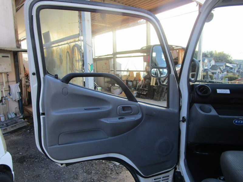 ダンプ 極東開発DD02-31 積載量3,000Kg 全低床|中古トラックの販売・買取・査定のアイナビ