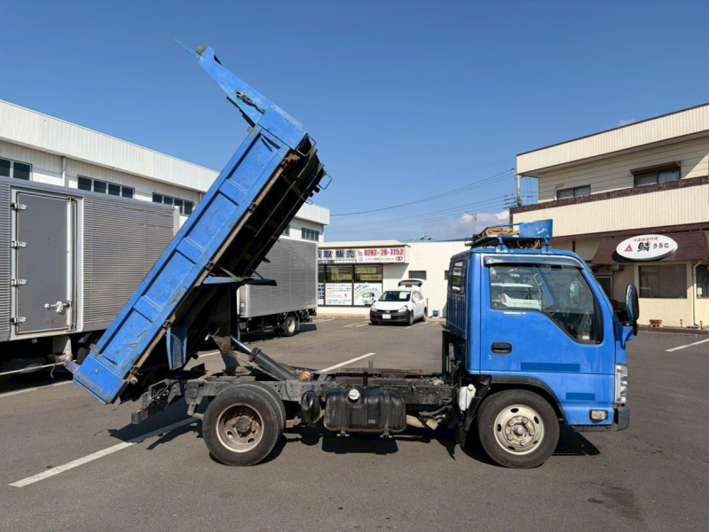 3トン積載4ナンバー車検付き即戦力車両スムーサー|中古トラックの販売・買取・査定のアイナビ
