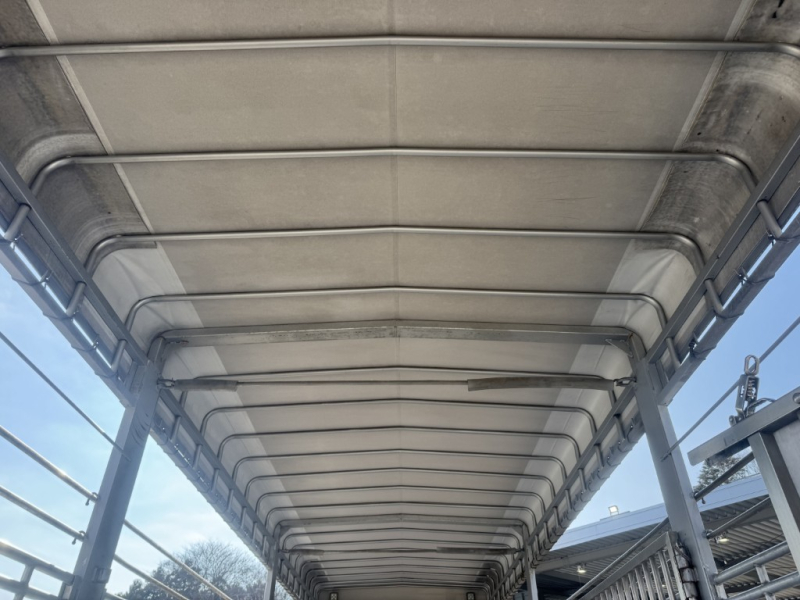 家畜運搬車ワイド増トンヤマダボデー車検付|中古トラックの販売・買取・査定のアイナビ