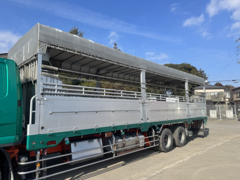 家畜運搬車ワイド増トンヤマダボデー車検付|中古トラックの販売・買取・査定のアイナビ