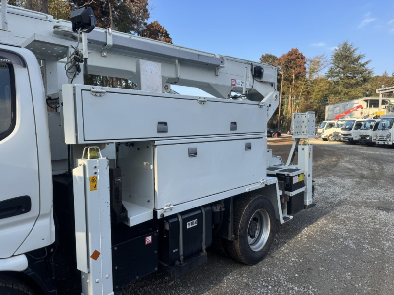 アイチSH15B電工仕様14.6mサブバッテリー|中古トラックの販売・買取・査定のアイナビ