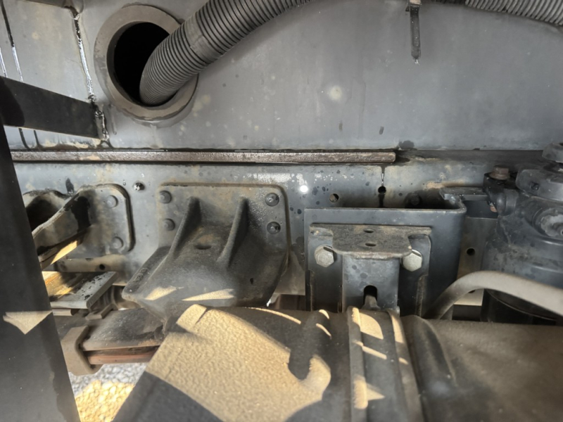 アイチSH15B電工仕様14.6mサブバッテリー|中古トラックの販売・買取・査定のアイナビ