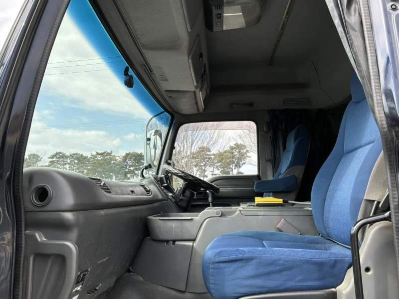 コンテナ付⭐️H24新明和アームロール ツインホイスト MT|中古トラックの販売・買取・査定のアイナビ