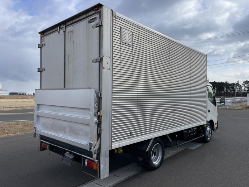 平成26年トヨエースワイドロングアルミバン垂直パワーゲート|中古トラックの販売・買取・査定のアイナビ