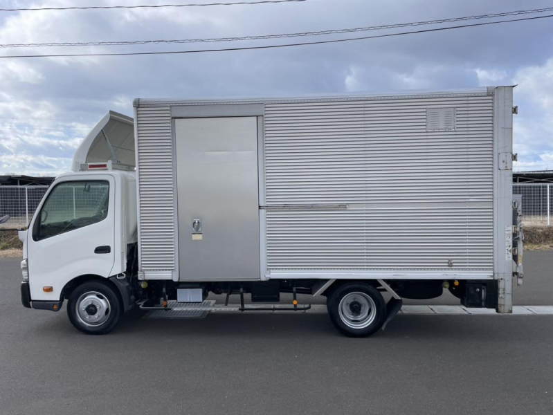 平成26年トヨエースワイドロングアルミバン垂直パワーゲート|中古トラックの販売・買取・査定のアイナビ