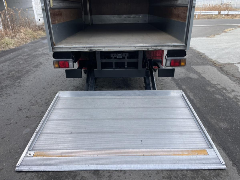 平成24年エルフワイドロングアルミバンPG4WDAT|中古トラックの販売・買取・査定のアイナビ