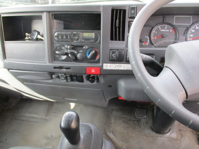 いすゞ エルフ 10尺 アルミバン ボディ内高2120mm!!|中古トラックの販売・買取・査定のアイナビ