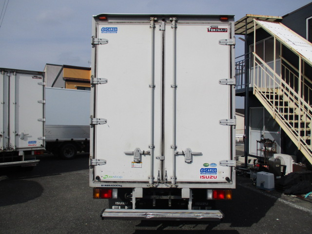 いすゞ エルフ 10尺 アルミバン ボディ内高2120mm!!|中古トラックの販売・買取・査定のアイナビ