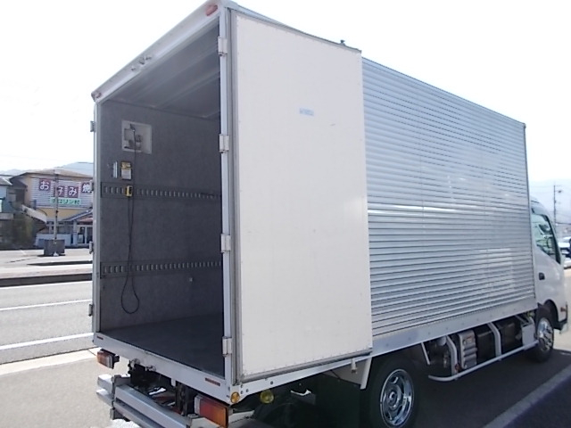 R1年式 デユトロ格納ゲート付アルミバン|中古トラックの販売・買取・査定のアイナビ