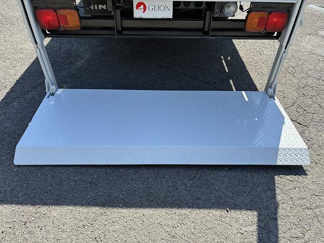 日野 平ボディ|中古トラックの販売・買取・査定のアイナビ