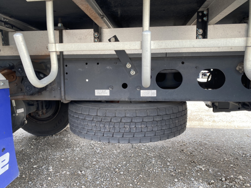 R5年式、ファイター、冷蔵冷凍車、車検付|中古トラックの販売・買取・査定のアイナビ