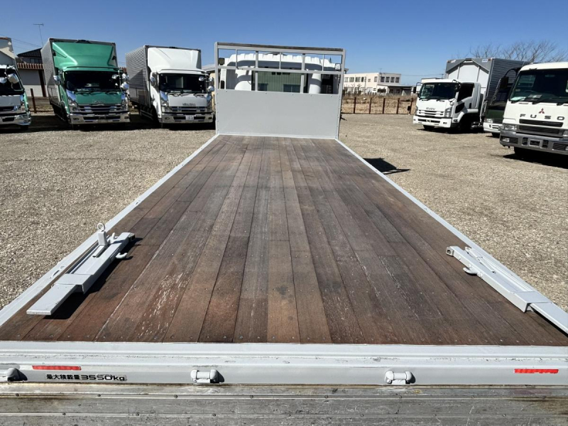ワイドベッド付き62ボディー アルミブロック平|中古トラックの販売・買取・査定のアイナビ