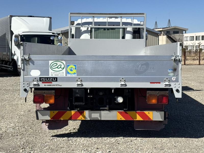 ワイドベッド付き62ボディー アルミブロック平|中古トラックの販売・買取・査定のアイナビ