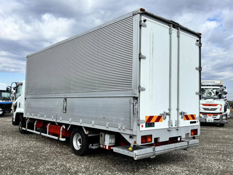 ワイドベッド付き62ボディー 格納ゲート付き|中古トラックの販売・買取・査定のアイナビ