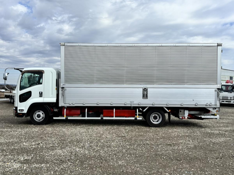 ワイドベッド付き62ボディー 格納ゲート付き|中古トラックの販売・買取・査定のアイナビ