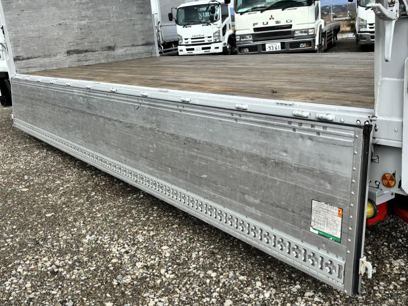 ワイドベッド付き62ボディー 格納ゲート付き|中古トラックの販売・買取・査定のアイナビ