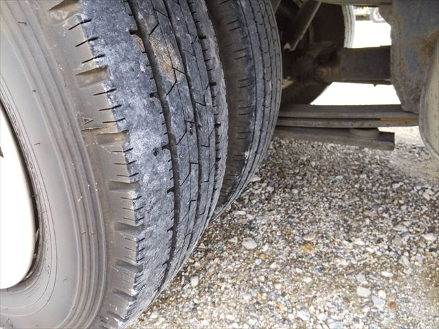 H23年 エルフ2tアルミバンPG付|中古トラックの販売・買取・査定のアイナビ