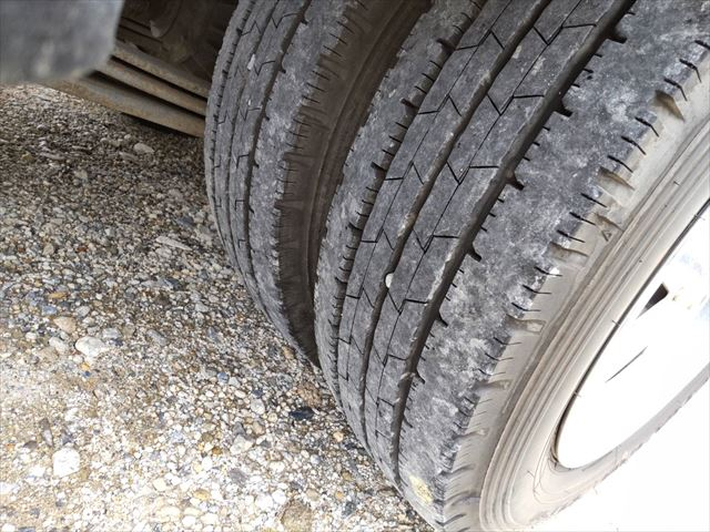 H23年 エルフ2tアルミバンPG付|中古トラックの販売・買取・査定のアイナビ