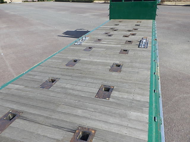 日野 平成31年式 アルミ平ボディー 7速 車検付|中古トラックの販売・買取・査定のアイナビ