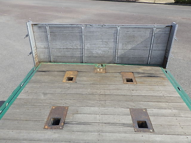 日野 平成31年式 アルミ平ボディー 7速 車検付|中古トラックの販売・買取・査定のアイナビ