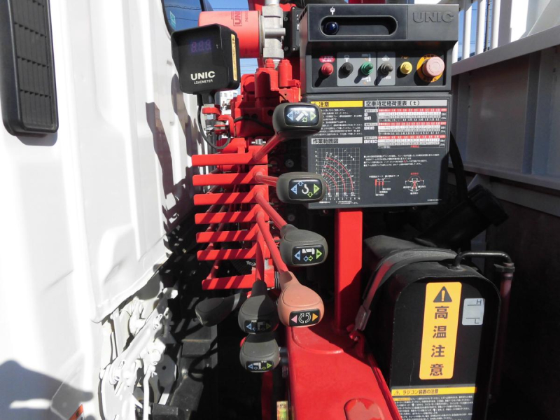 R3年エルフ2.9T10尺 古河ユニック4段 ラジコン/フックイン|中古トラックの販売・買取・査定のアイナビ