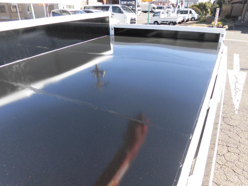 R3年エルフ2.9T10尺 古河ユニック4段 ラジコン/フックイン|中古トラックの販売・買取・査定のアイナビ