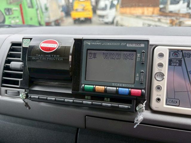 トヨタハイエースアルミバン|中古トラックの販売・買取・査定のアイナビ