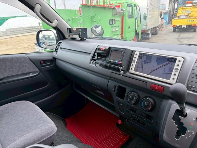 トヨタハイエースアルミバン|中古トラックの販売・買取・査定のアイナビ