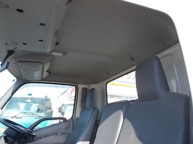 H25年式 デユトロ散水車4000L前後散水|中古トラックの販売・買取・査定のアイナビ