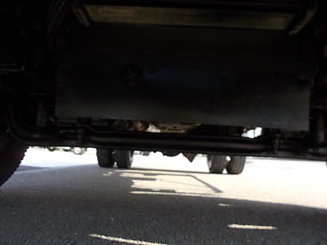 H25年式 デユトロ散水車4000L前後散水|中古トラックの販売・買取・査定のアイナビ