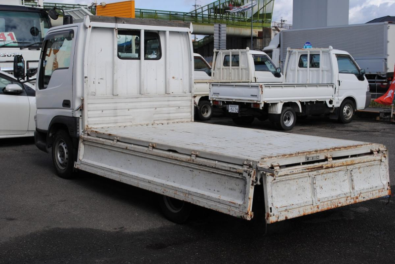 H16 タイタンダッシュ 9尺平ボディ 積載1.35t|中古トラックの販売・買取・査定のアイナビ