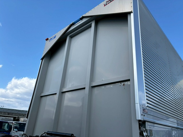 ハイルーフ8×4後輪エアサス日本フルハーフエスコットⅥ|中古トラックの販売・買取・査定のアイナビ