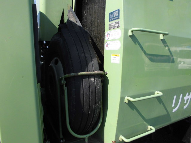 2T パッカー車 プレス式 塵芥車 押出式 5立米 元役所使用|中古トラックの販売・買取・査定のアイナビ