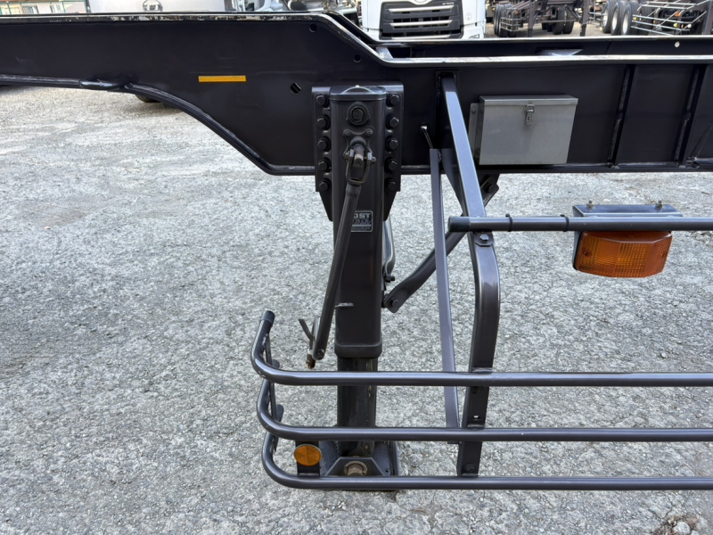 R3年式、3軸40ftコンテナセミトレーラ、車検付|中古トラックの販売・買取・査定のアイナビ