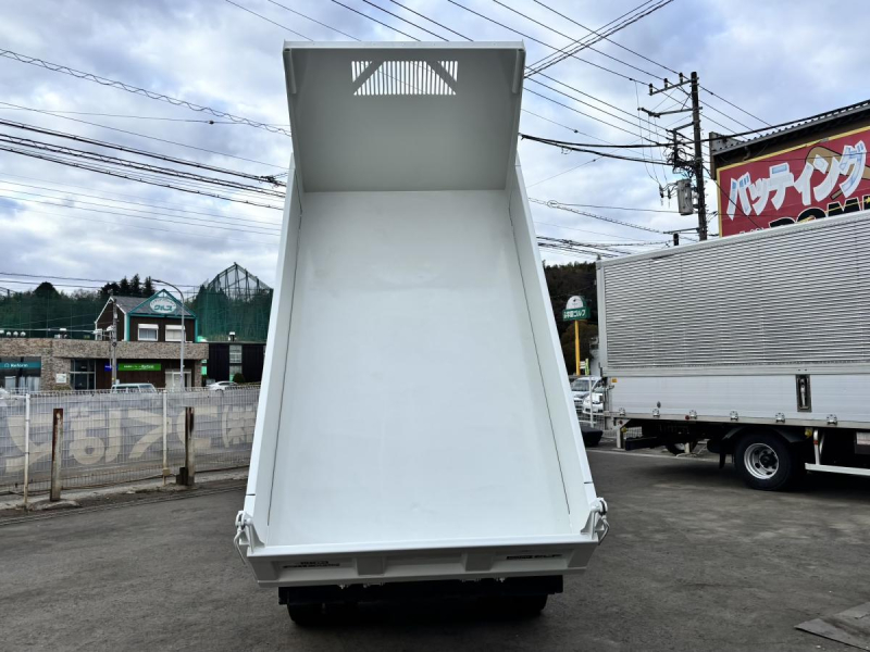 エルフ 低床ダンプ 積載3000kg|中古トラックの販売・買取・査定のアイナビ