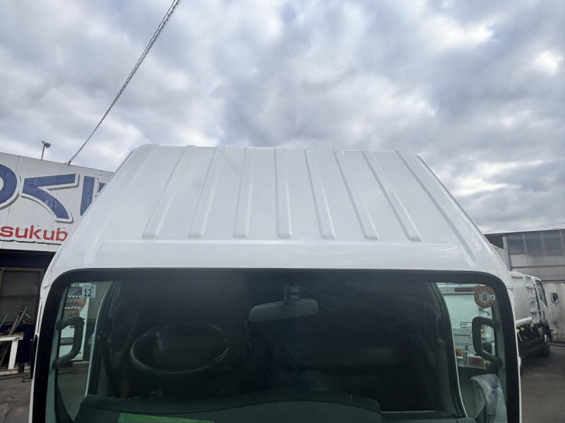 エルフ 低床ダンプ 積載3000kg|中古トラックの販売・買取・査定のアイナビ