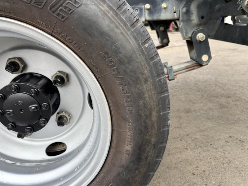 エルフ 低床ダンプ 積載3000kg|中古トラックの販売・買取・査定のアイナビ