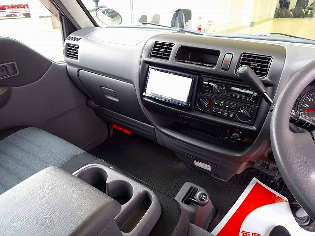 ボンゴバンGL1t4WD2人乗り5ドアハイルーフ|中古トラックの販売・買取・査定のアイナビ