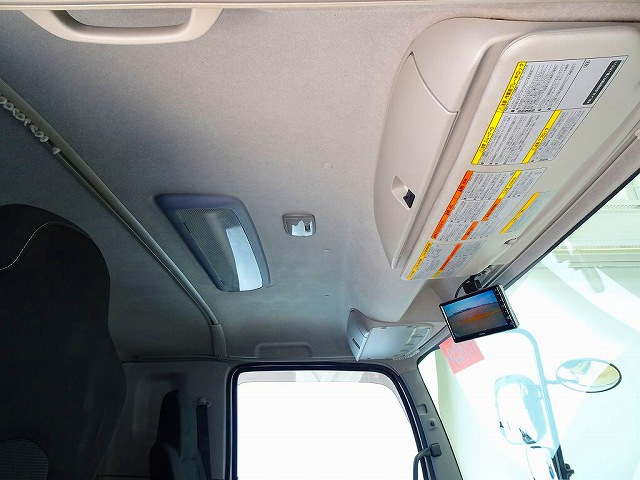 ギガ13.6t4軸アルミブロック平ボデーリアエアサス380ps|中古トラックの販売・買取・査定のアイナビ