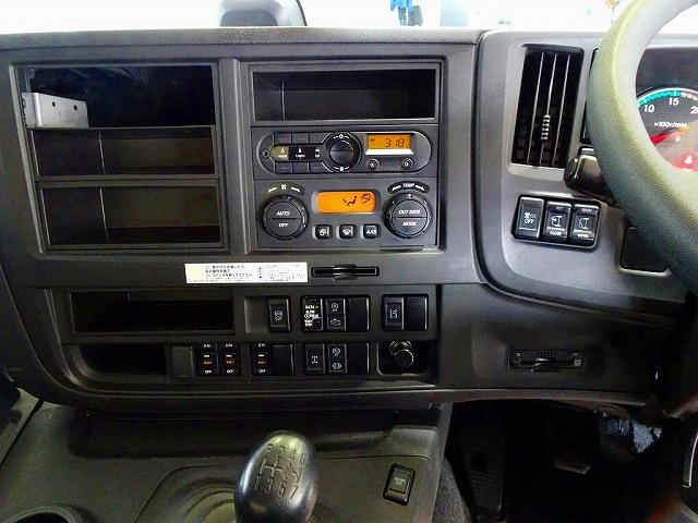 ギガ13.6t4軸アルミブロック平ボデーリアエアサス380ps|中古トラックの販売・買取・査定のアイナビ