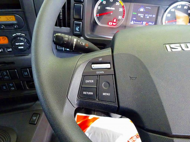 ギガ13.6t4軸アルミブロック平ボデーリアエアサス380ps|中古トラックの販売・買取・査定のアイナビ