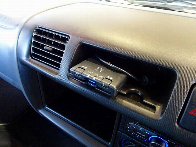 バネットバンDX0.95t4WD2人乗り5ドアハイルーフガソリン|中古トラックの販売・買取・査定のアイナビ