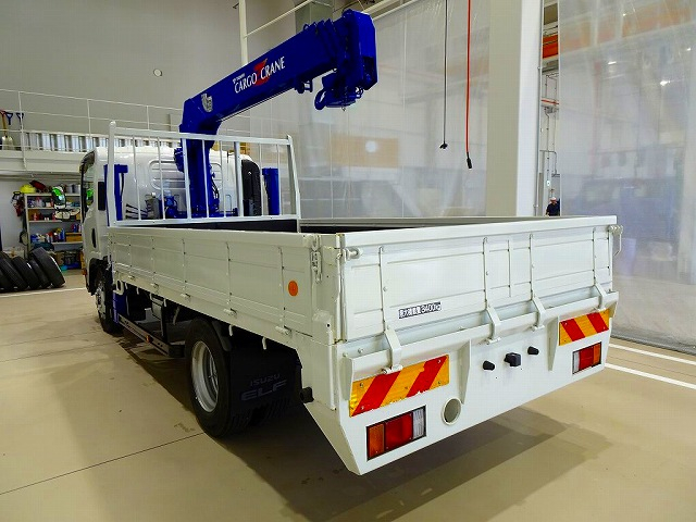 エルフ3.4t高床ワイドロングタダノ4段セルフクレーン付|中古トラックの販売・買取・査定のアイナビ