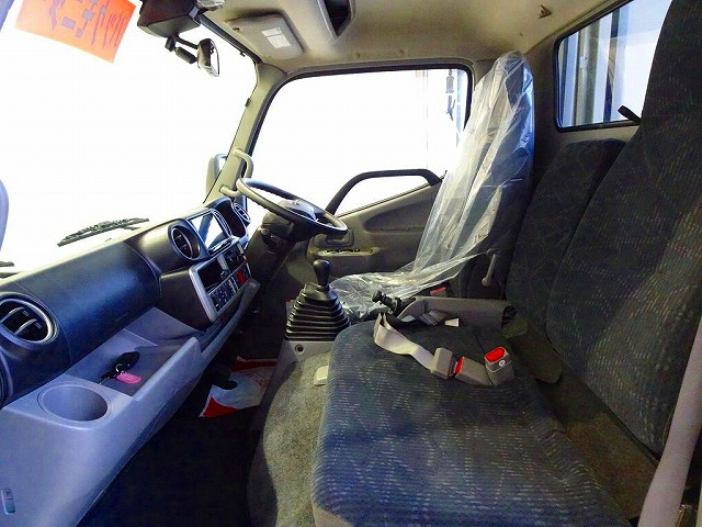 ダイナ2tFJL標準セミロング平ボデー総重量5t未満|中古トラックの販売・買取・査定のアイナビ