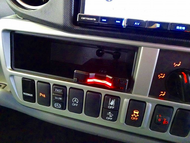 ダイナ2tFJL標準セミロング平ボデー総重量5t未満|中古トラックの販売・買取・査定のアイナビ