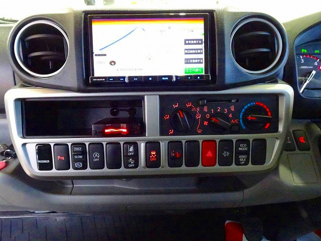 ダイナ2tFJL標準セミロング平ボデー総重量5t未満|中古トラックの販売・買取・査定のアイナビ