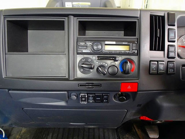 エルフ3tFFLワイド超ロングキャリアカー(車載)|中古トラックの販売・買取・査定のアイナビ